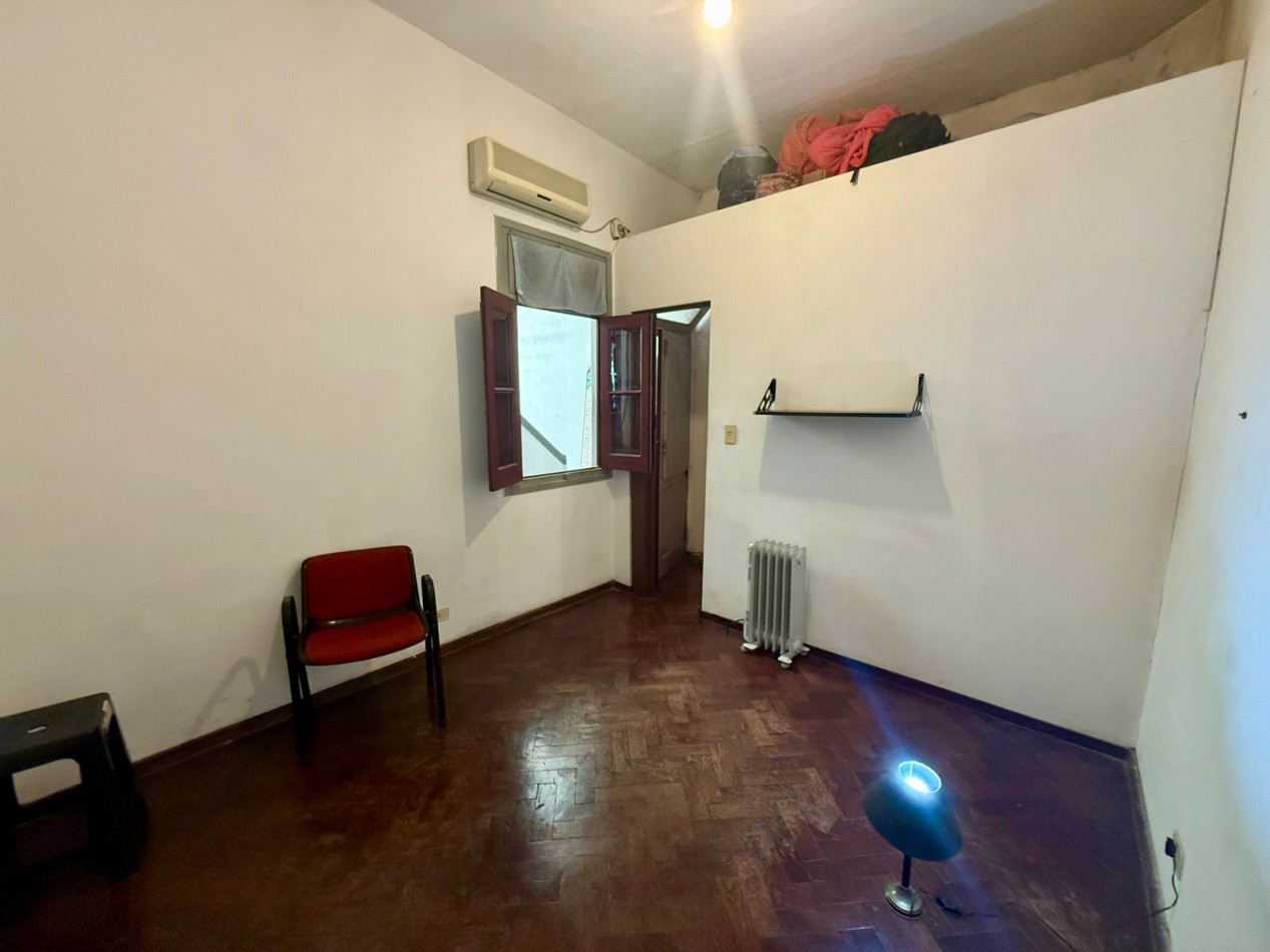 Casa 4 ambientes en lote propio con garaje quincho y terraza