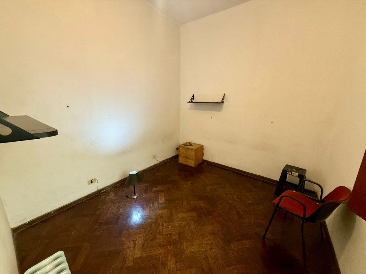 Casa 4 ambientes en lote propio con garaje quincho y terraza