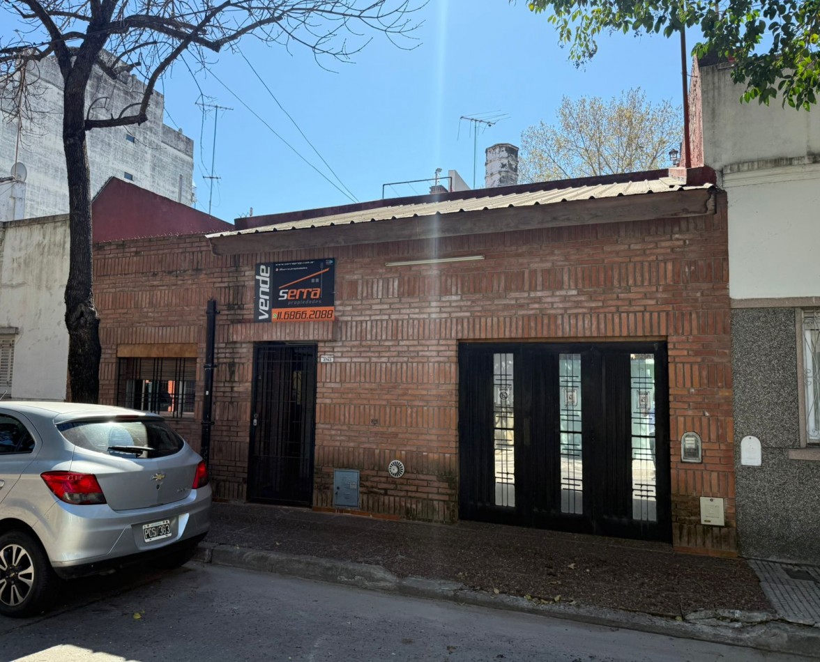 Casa 4 ambientes en lote propio con garaje quincho y terraza